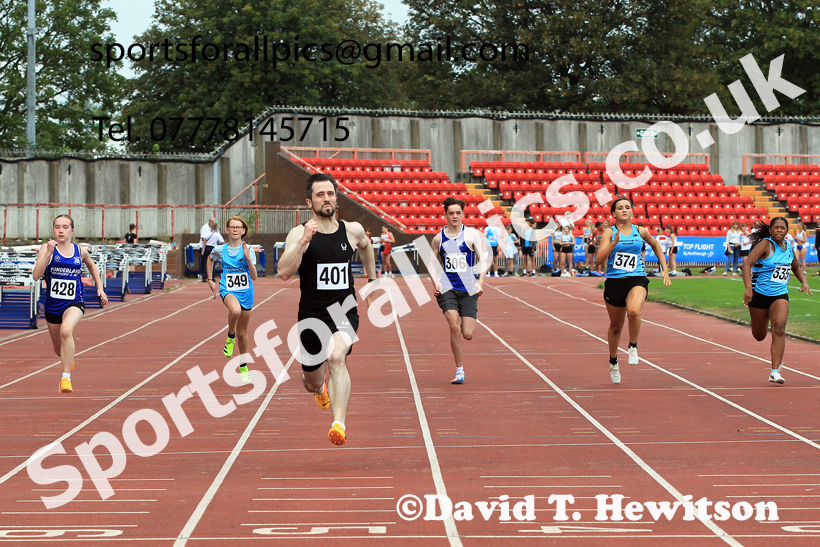 100 metres, Gateshead Tartan Games.  Photo: David T. Hewitson/Sports for All Pics